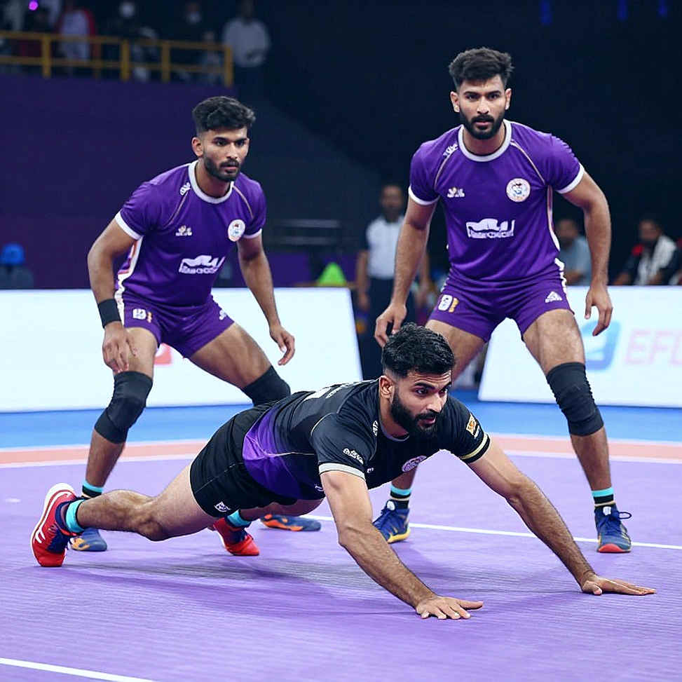 ৩-০ হারে হোঁচট, তবু নকআউটে প্যারিতোষ: নাগোয়ায় ফর্ম্যাটই যাকে বাঁচাল