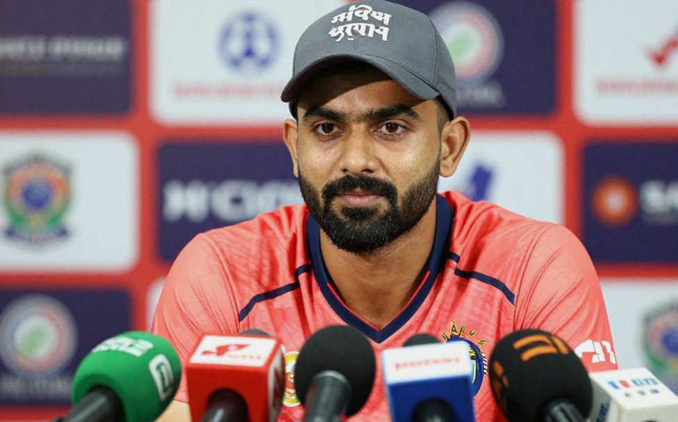 The Geometry of the Middle Overs: The Hidden Formation Inside Asia's Spin Choke The Geometry of the Middle Overs: The Hidden Formation Inside Asia's Spin Choke