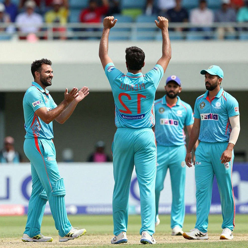 আবুধাবির তাপে টেস্টের আগে বাংলাদেশের আসল প্রতিপক্ষ স্পিন নয়, ঘড়ি আবুধাবির তাপে টেস্টের আগে বাংলাদেশের আসল প্রতিপক্ষ স্পিন নয়, ঘড়ি