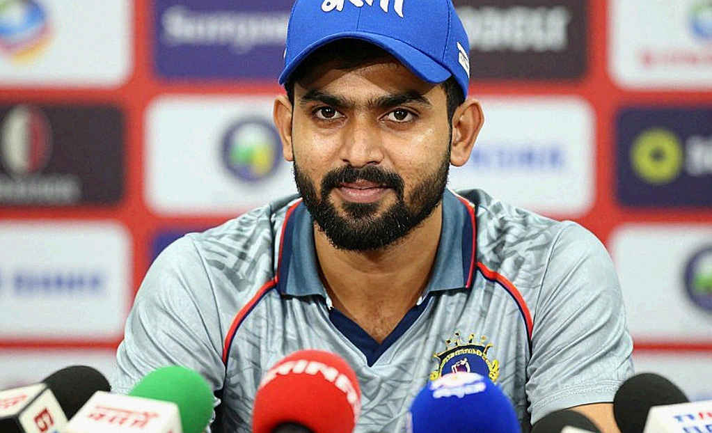 ২:১৭-এর ব্লকচেইন: ক্রিকেটের ডেটা-অর্থনীতি কাদের পকেটে ঢুকছে ২:১৭-এর ব্লকচেইন: ক্রিকেটের ডেটা-অর্থনীতি কাদের পকেটে ঢুকছে